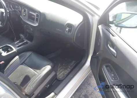 2019 Dodge Charger Sxt Rwd z USA, uszkodzony, nr VIN 2C3CDXBG0KH695250